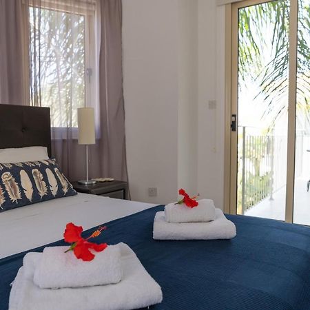 Palm Villa Ekaterina 4 Bdrm Paralimni Buitenkant foto